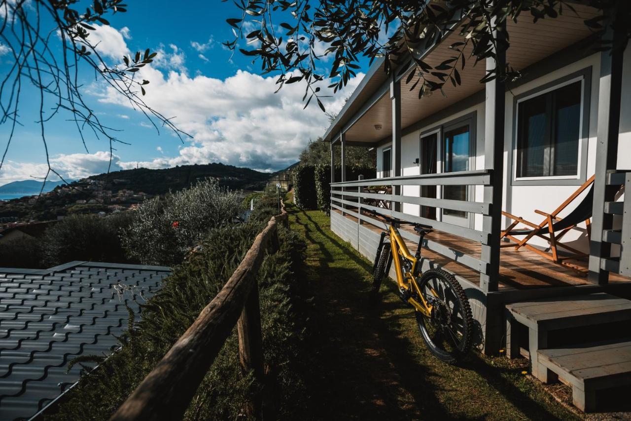 Agriturismo Rose Di Pietra Pietra Ligure Eksteriør billede